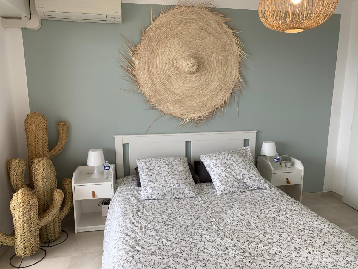 Apartamento Vue Sur Les Iles D'Or Hyères Exterior foto