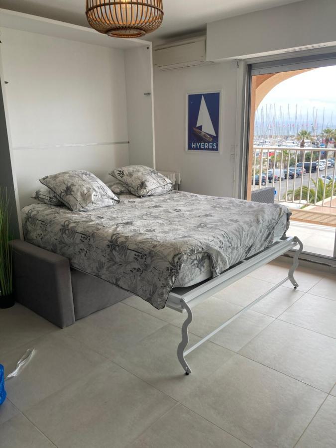 Apartamento Vue Sur Les Iles D'Or Hyères Exterior foto